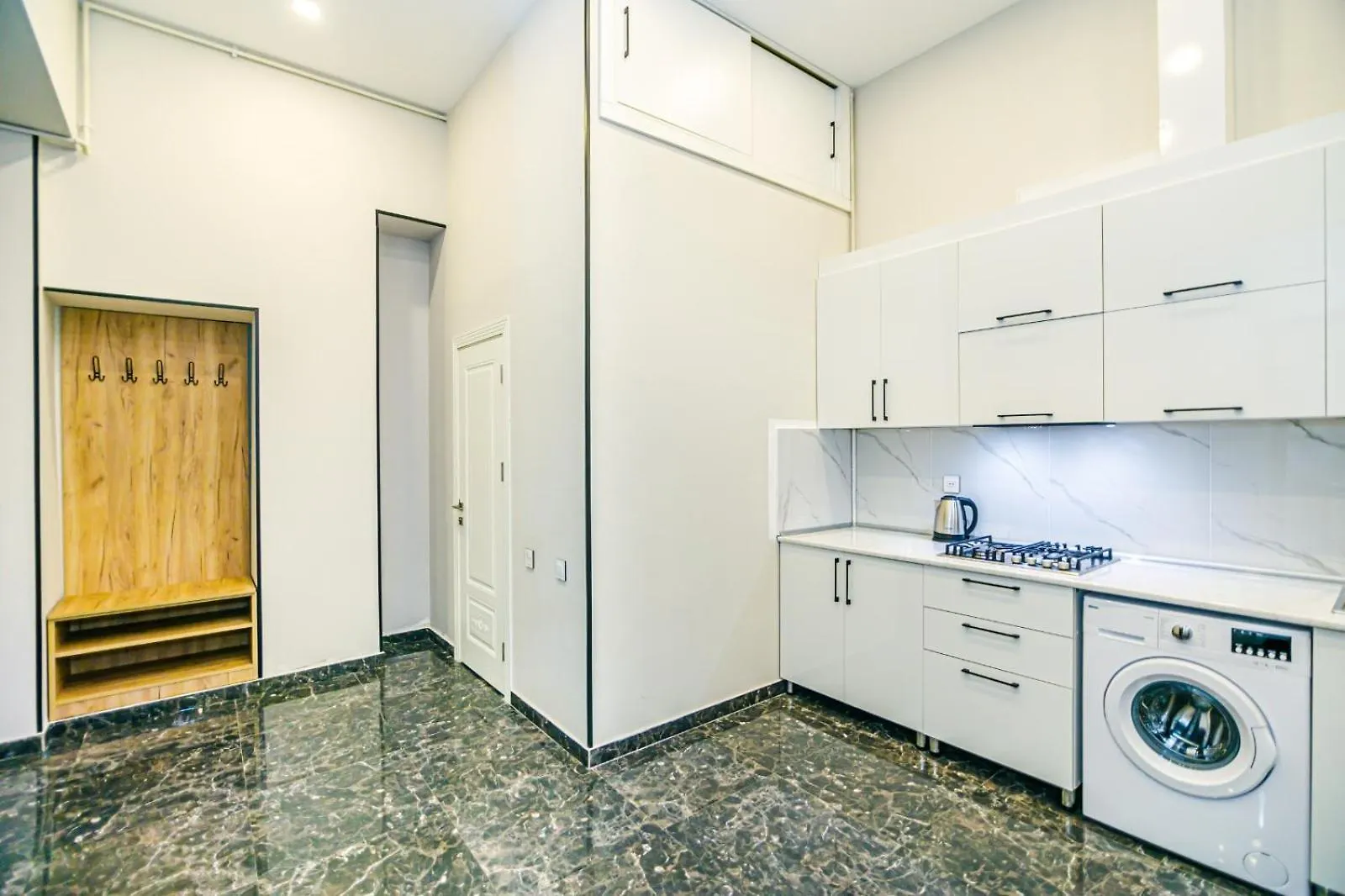 Apartment Tesutt Baku 0*,  Azerbaijan